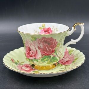 Royal Albert Old English Rose Green Teacup & Saucer Set Gold Trim England